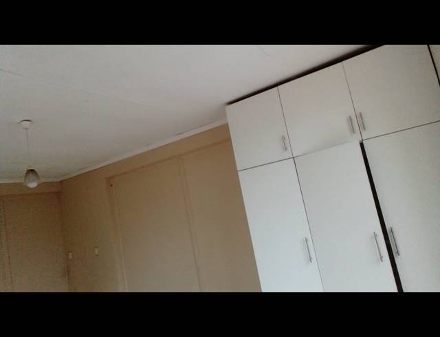 1 bed property to rent in KENSINGTON